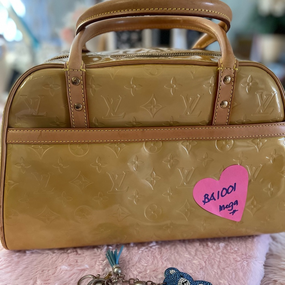 LV vernis Mono Tompkins Square